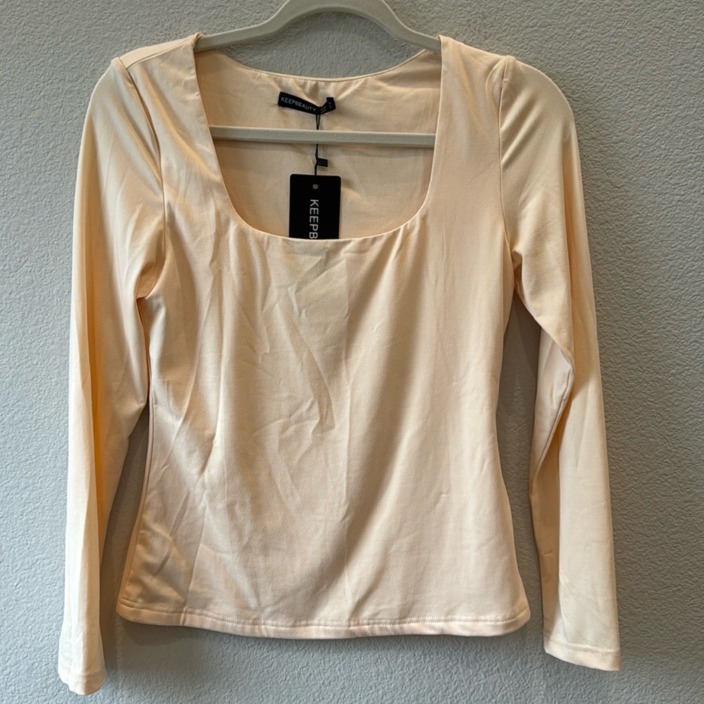 Keep Beauty Long Sleeve Butter Soft Top Size Small NWT